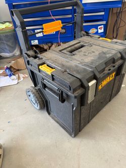 Dewalt box