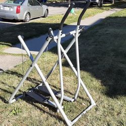 Walker/Exerciser