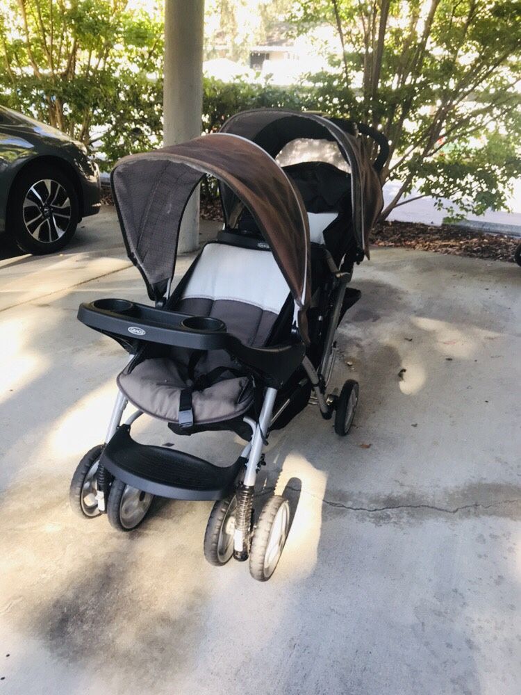 Used Graco DuoGlider™ Stroller (Pick Up only)