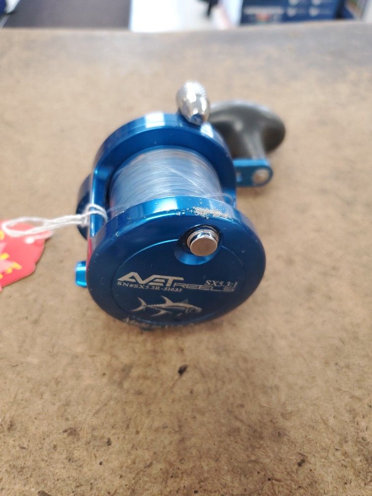 AVET SC 5.3 Lever Drag Fishing Reel