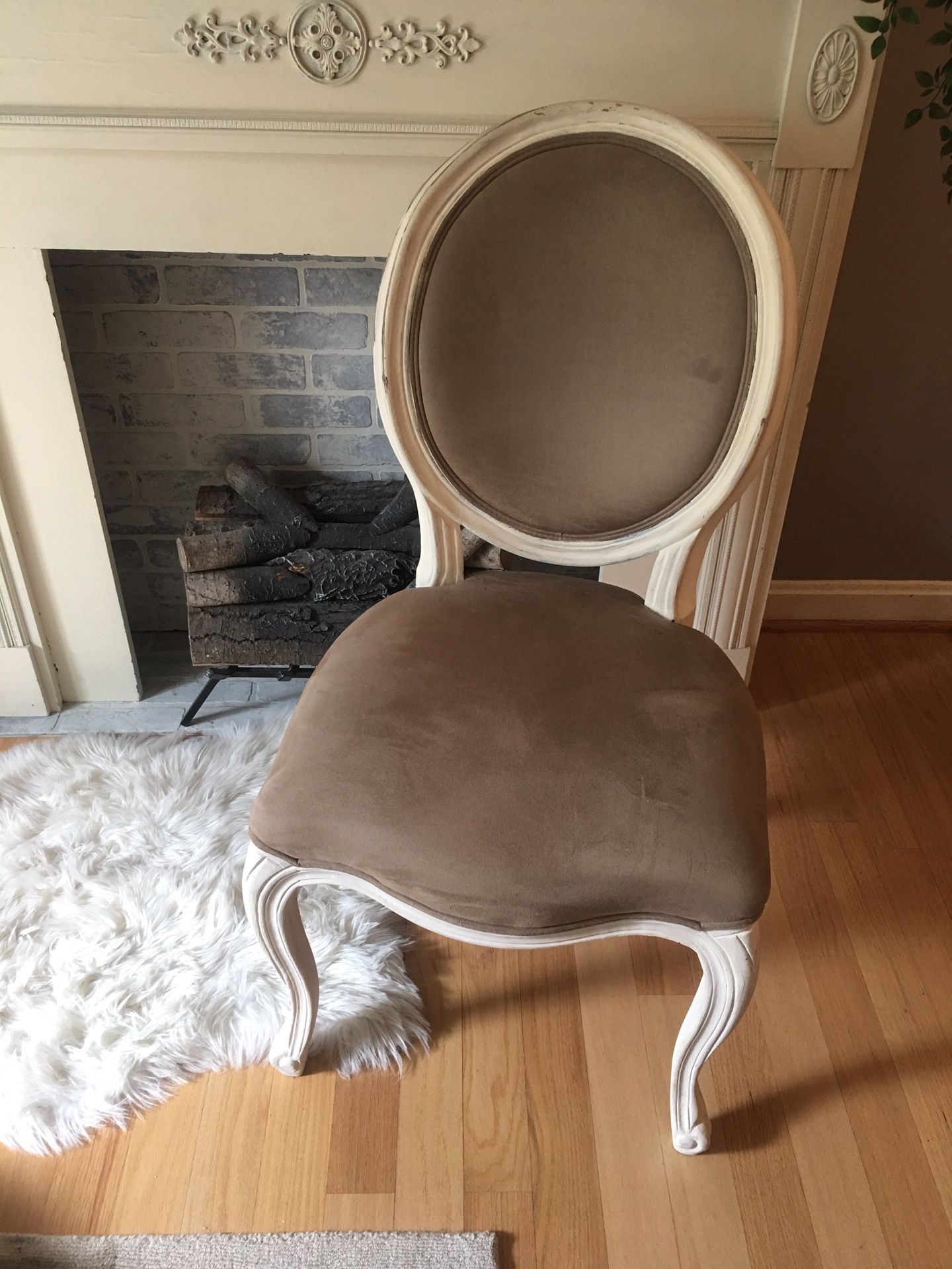 Set of Pottery Barn French Louis style chairs - Suede