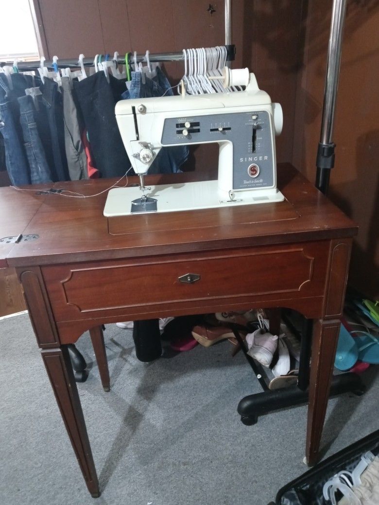 Singer Hidden Sewing Machine