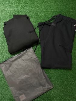 Hoodies/ sweats essentials