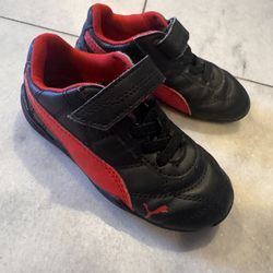 Toddler Puma Soccer Shoes Sz8