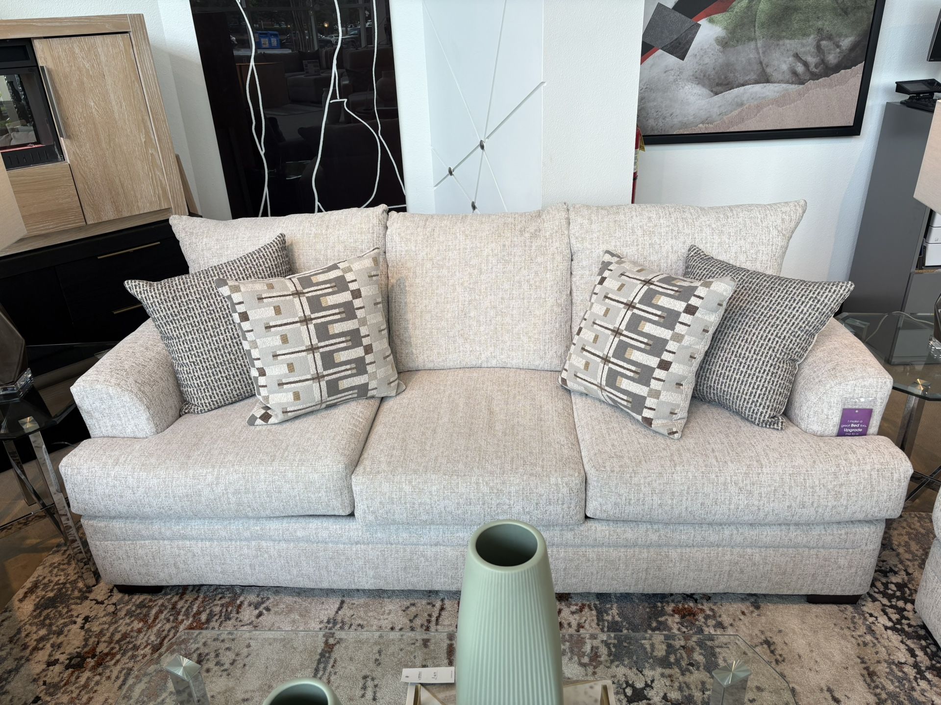 Selling this comfy, stylish couch I bought in April 2025— only letting it go because I found one that fits my space better.