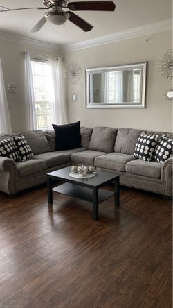 Living room furniture in great condition