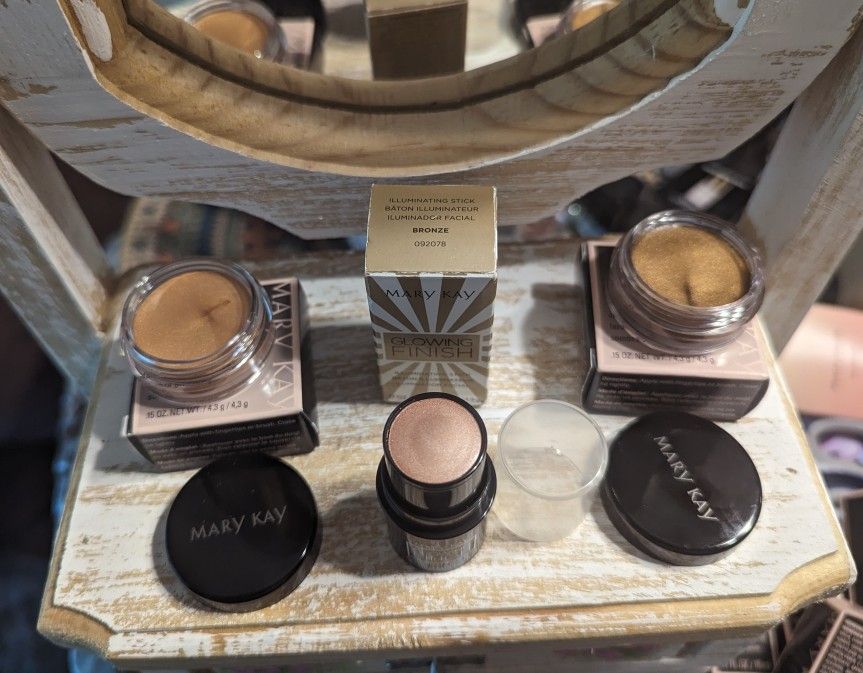 Mary Kay Makeup Bundle