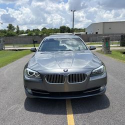 2011 BMW 550i