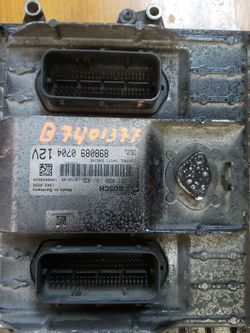 Isuzu 5.2L ECM COMPUTER