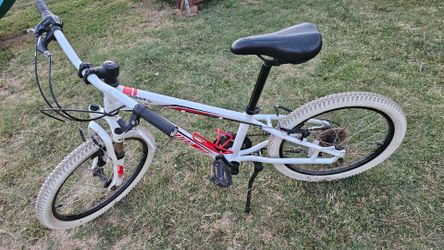 Boys bike 16" Spcialized