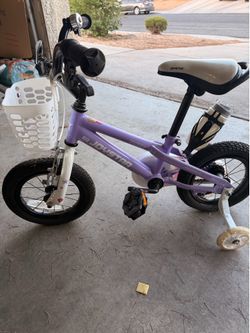 Girls bike