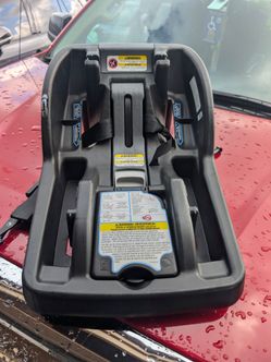 Graco Car seat base 0 - 12 Months