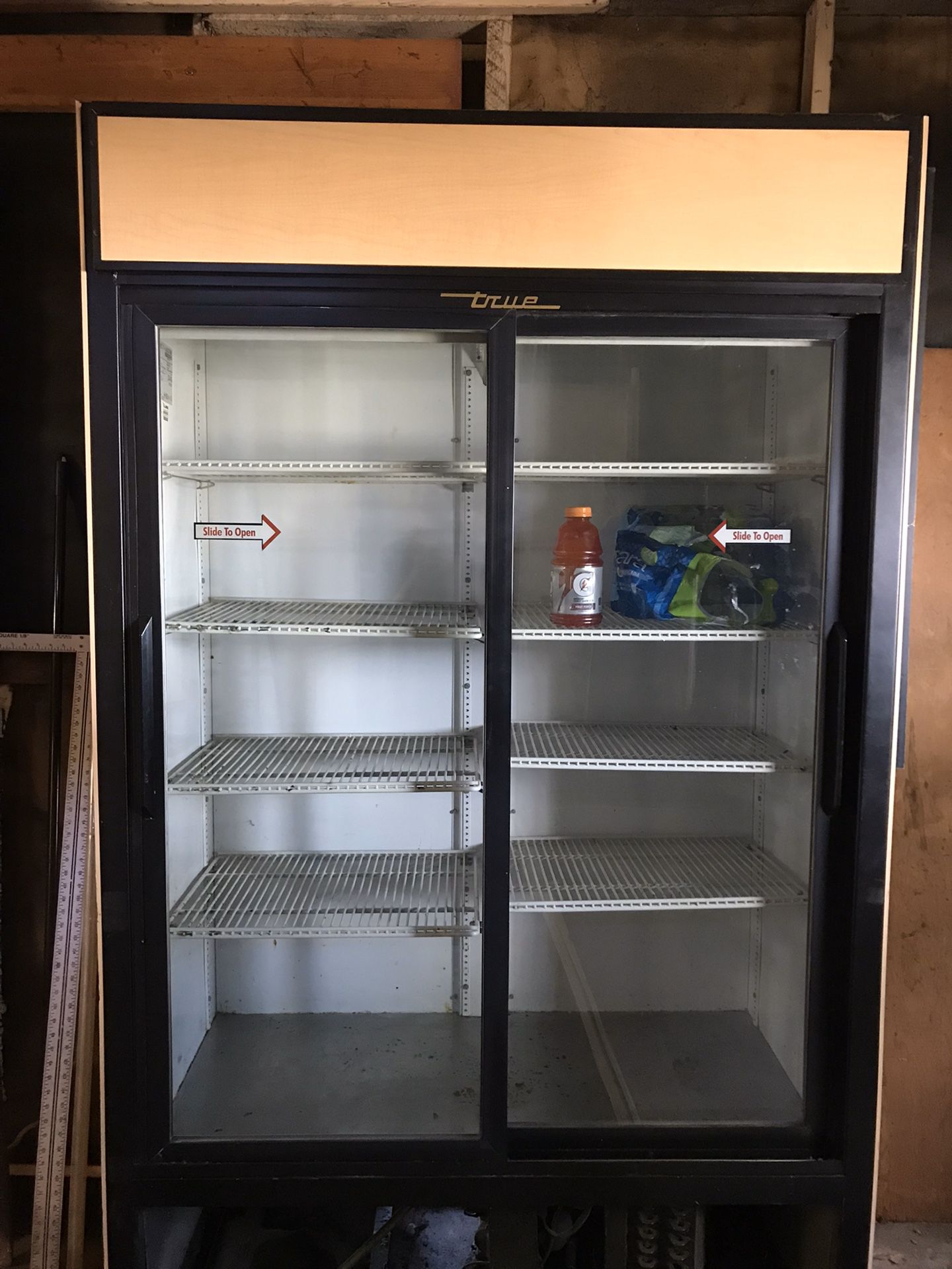 Commercial refrigerator. True brand original is $4000. Yours for only $600. Located in 90042 area.