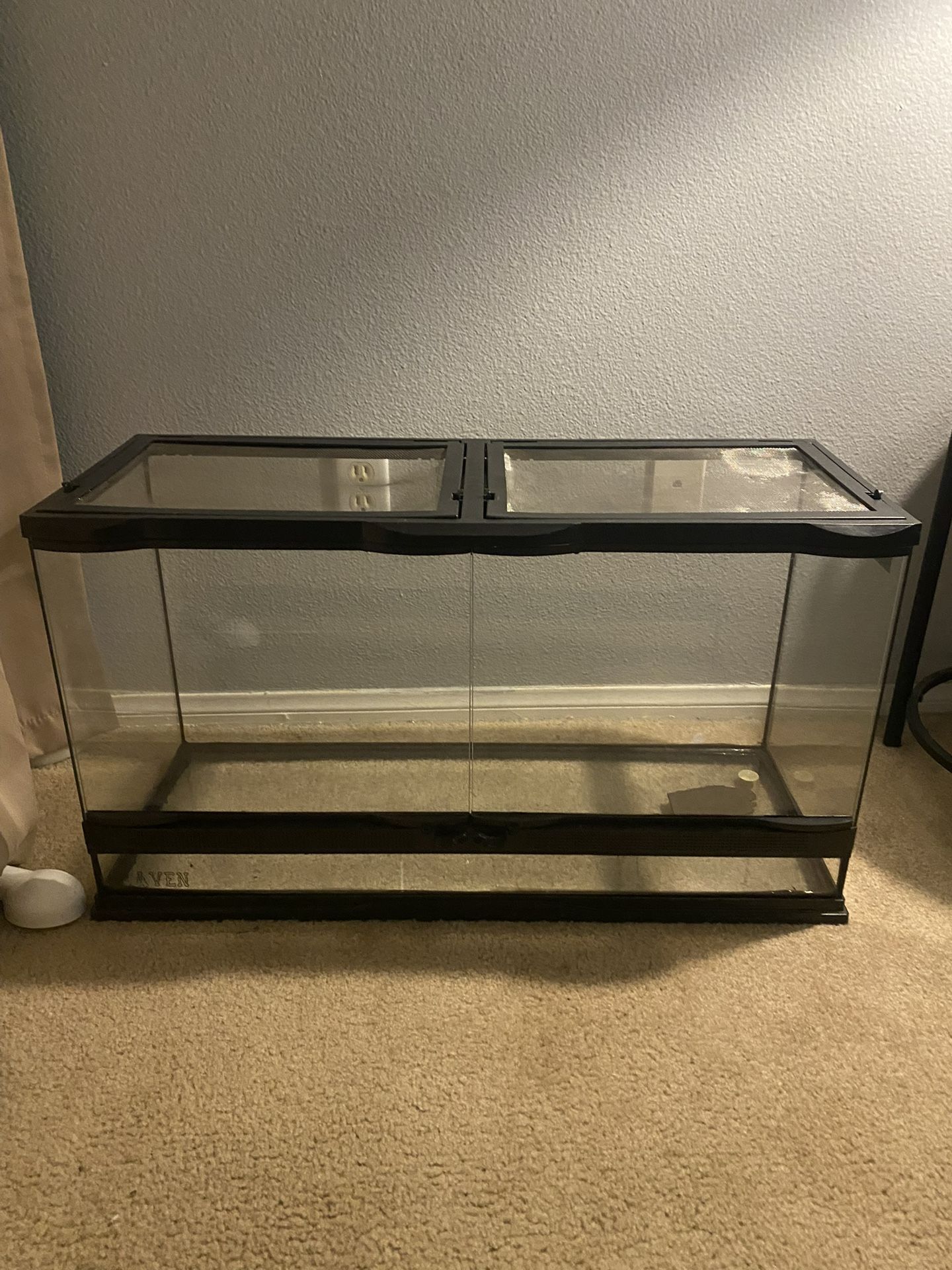 Reptile Tank