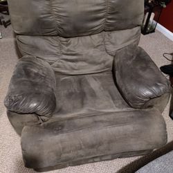 Recliner Chair 