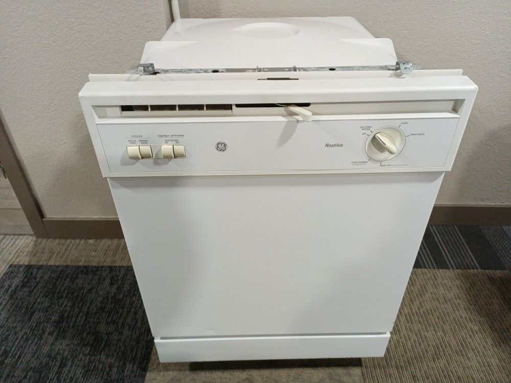 GE 24 In Wide White Dishwasher Delivery Warranty Installation Available