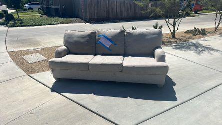 Free Mor furniture couch smoke free home