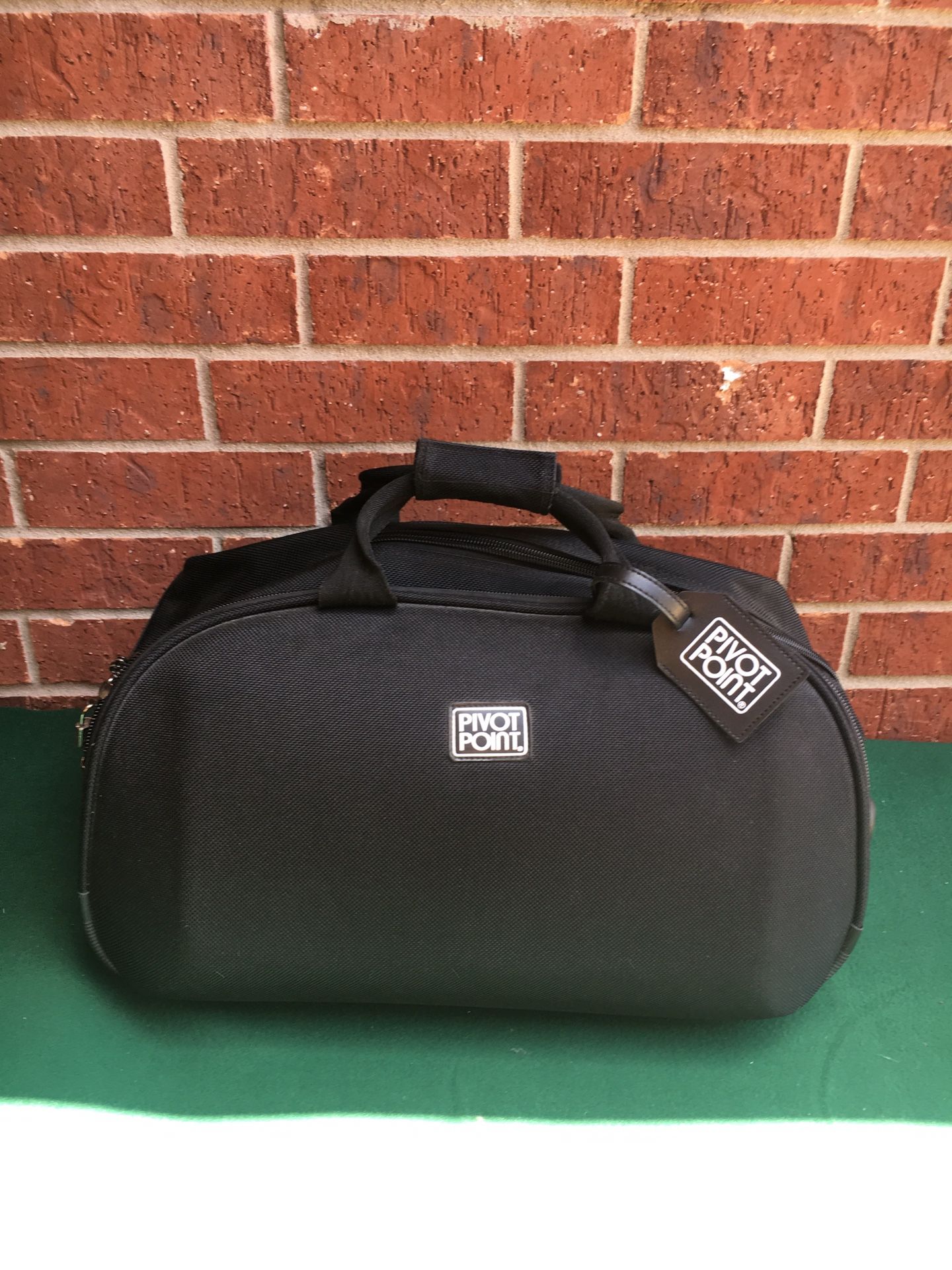 Luggage/Pivot Point/ Rolling duffle Bag