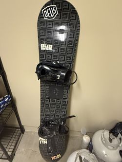 Gnu Snowboard And Burton Bindings