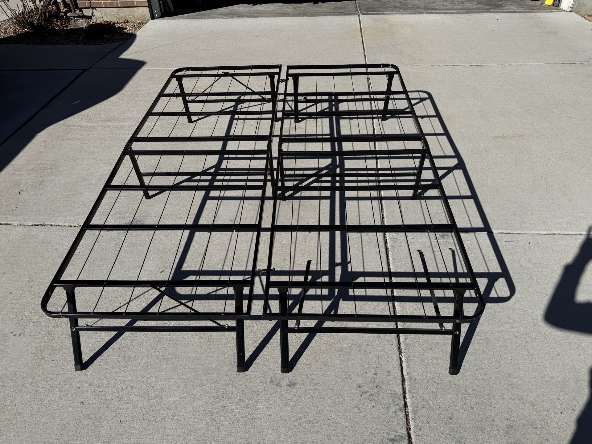 Queen Platform Frame