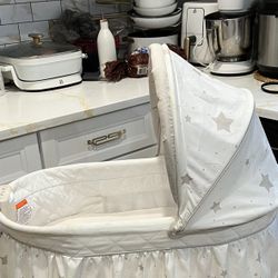 Lightly Used Delta Infant Bassinet 