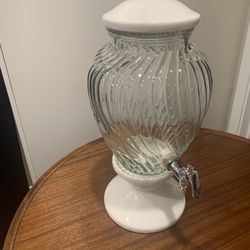 FABULOUS BEVERAGE DISPENSER 