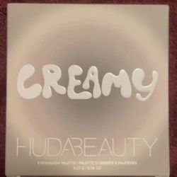 Huda Beauty Eyeshadow Palette 