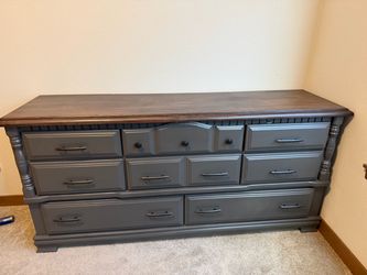 8 Drawer Dresser