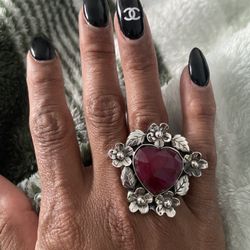 Big Silver 925 Frida Floral Ring with Red Heart Gemstone