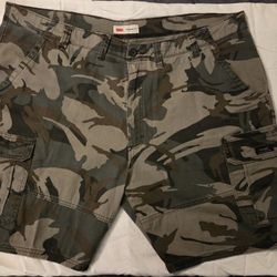 Wrangler Relaxed Fit Camp Shorts