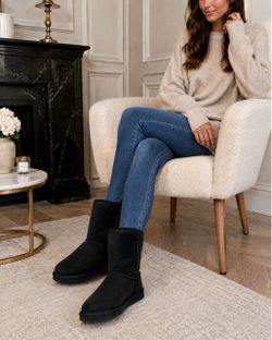Beautiful black UGG Australia boots used but in excellent condition. Soft suede exterior with the classic warm, cozy UGG lining. Used a couple times a