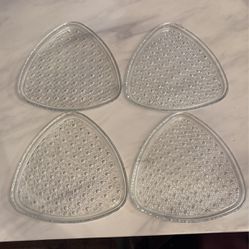 Set Of 4 Vintage Anchor Hocking Daisy & Button Clear Glass Triangle Plates