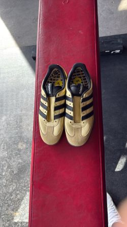 Samba Black And Yellow Size 5