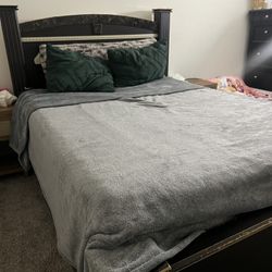 queen bed
