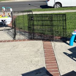 Dog Crates  Med And 42  In L 