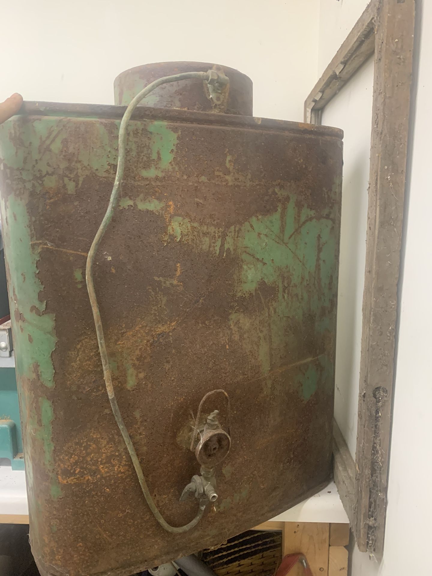 John Deer Fuel Tank And Hitch Bracket