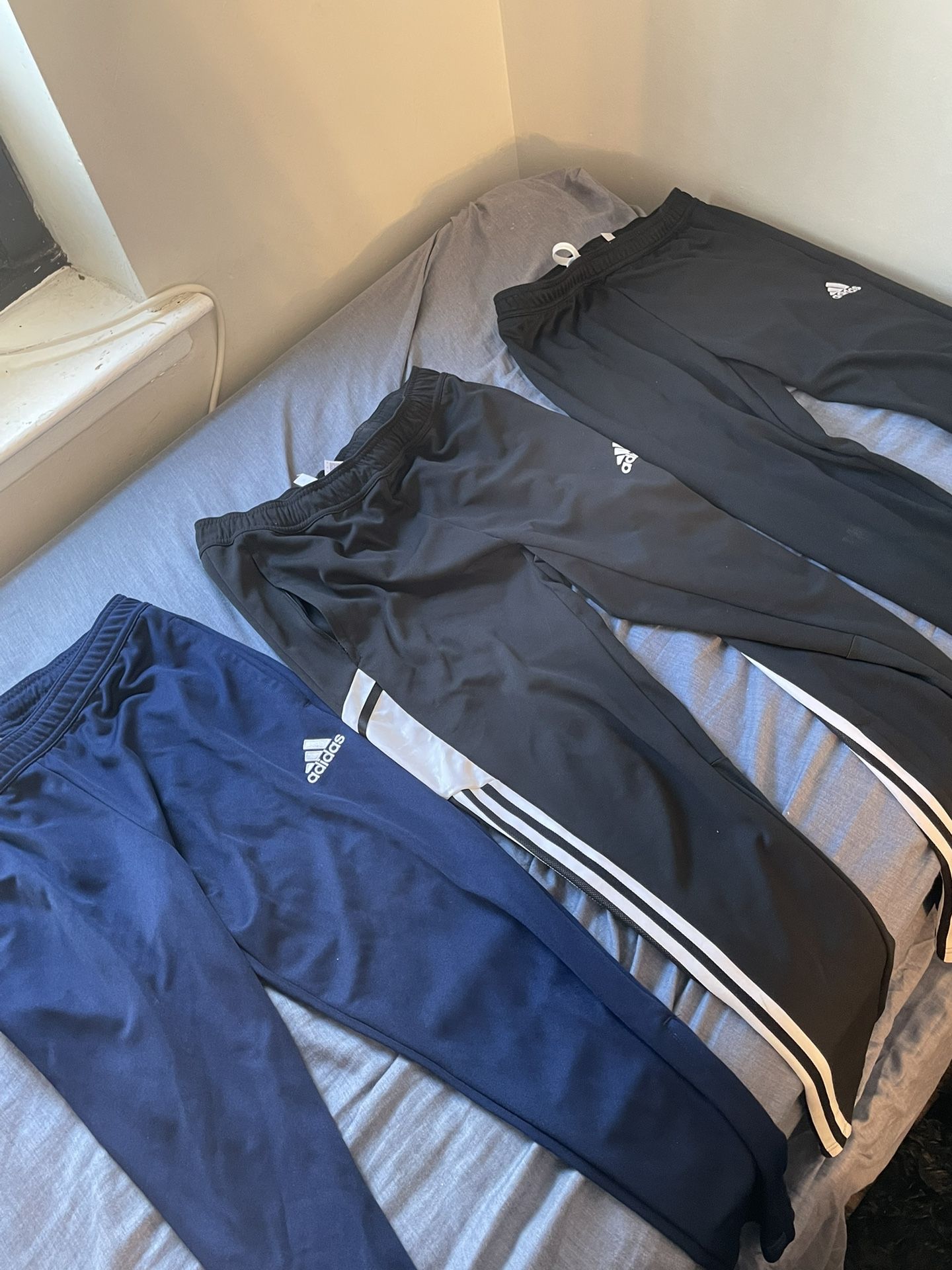 Adidas Pants (3)