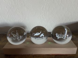 Light-Up 3D Crystal Sphere Trio