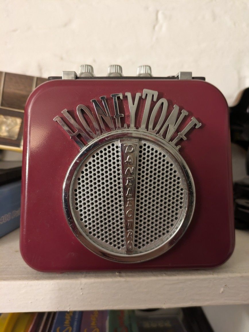 Danelectro Honeytone Battery Powered Guitar Amp