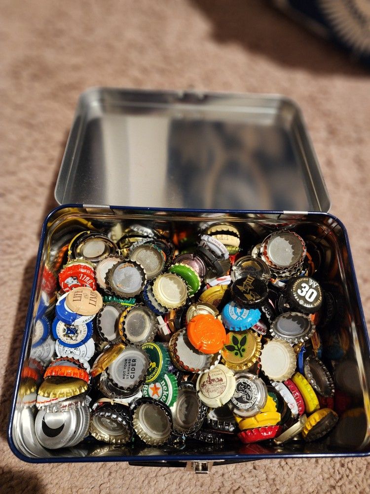 Badger State Lumch Box & Bottle Caps