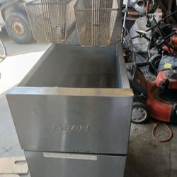 Deep Fryer 