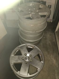 Jeep rims! Please look at the pic!!
