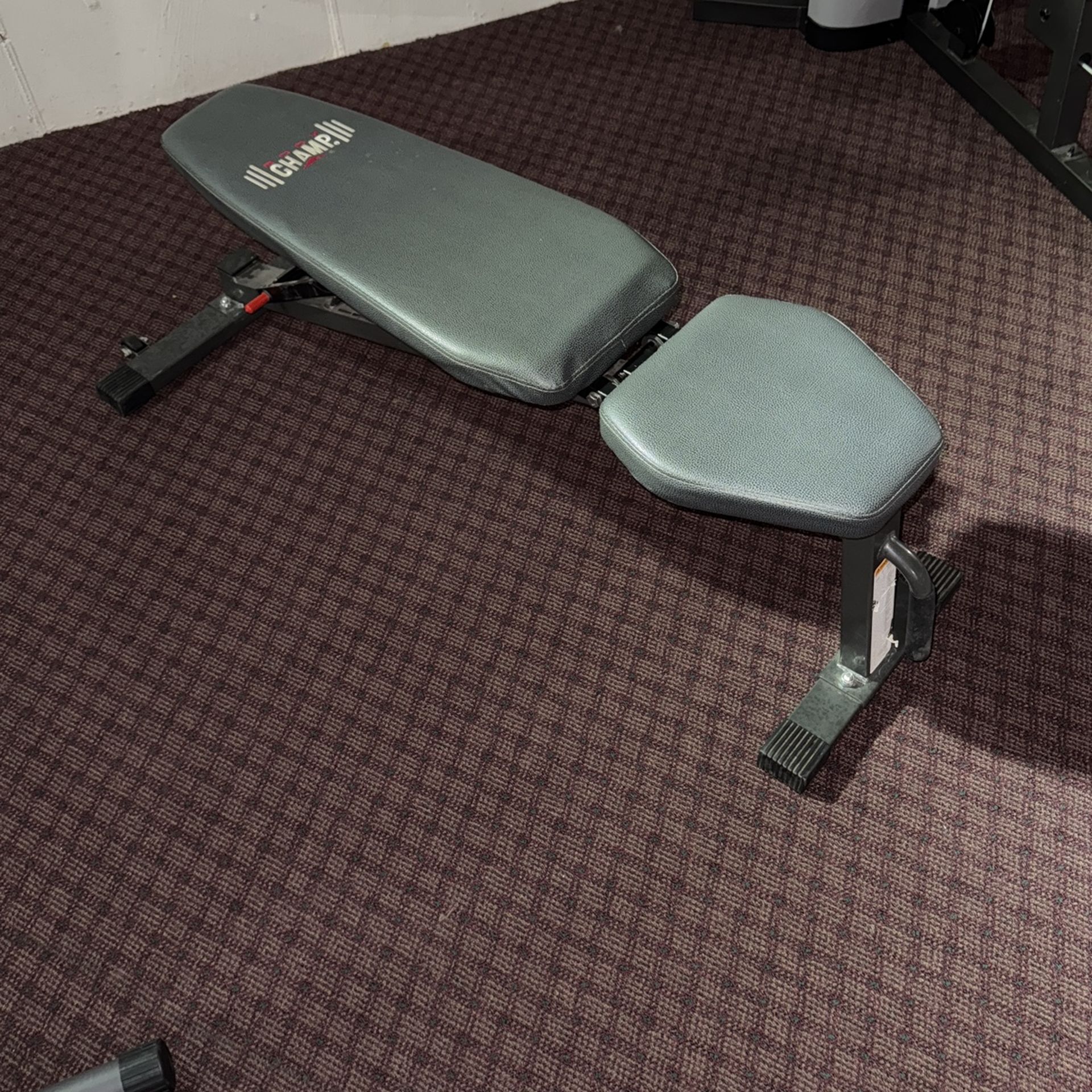 Adjustable Weight Bench