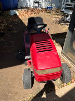 Toro 38in riding mower