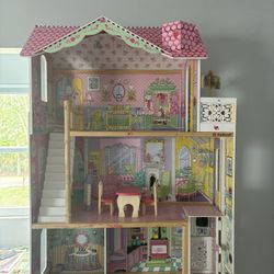KidKraft Doll House