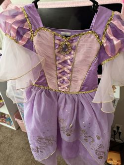 Disney Rapunzle Dress And Accessories