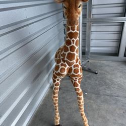 Large Giraffe 