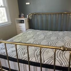 King Mattress And Frame 