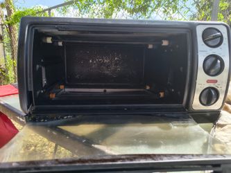 Black Countertop Toaster Oven
