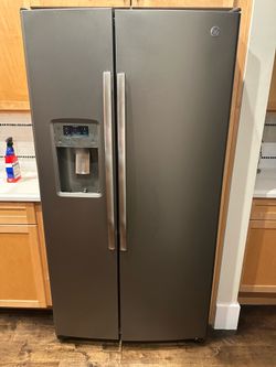 GE “SmudgeProof” Stainless Steele Refrigerator